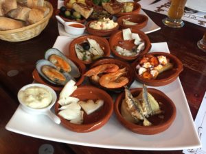 sabes cual origen tapas aprende cultura espanola